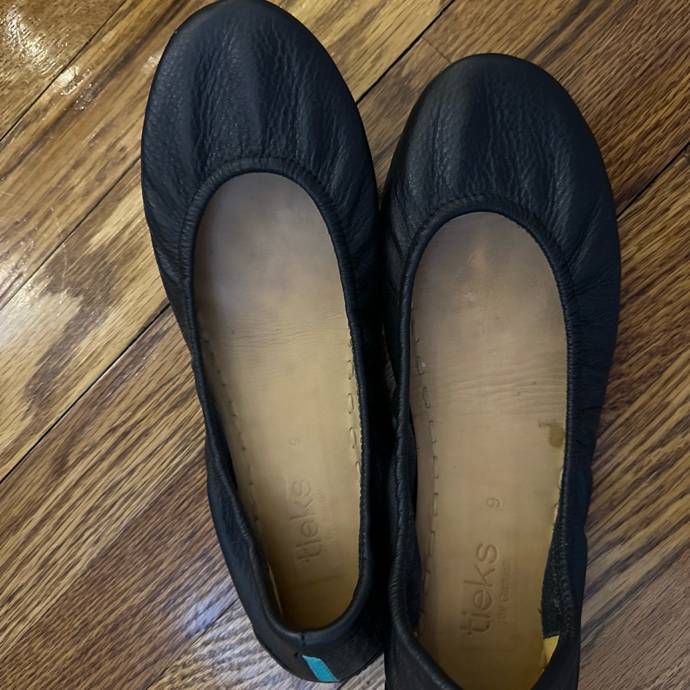 Tieks Women's Black Ballet Flats